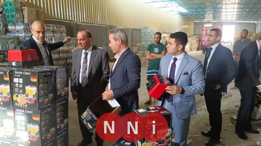 استعادة 3000 جهاز كهربائي مُجمع من مواد مجهولة المصدر في مخزن بالقليوبية