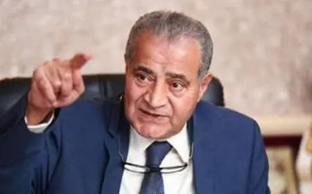 من هو علي المصيلحي بعد وفاته اليوم؟ شغل منصب وزير التضامن في حكومتَي نظيف وشفيق ووزير التموين مع مدبولي.