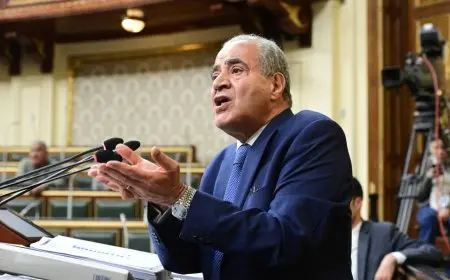 رئيس الوزراء يعزي في وفاة الدكتور علي المصيلحي، وزير التموين والتجارة الداخلية السابق، الذي توفي اليوم.