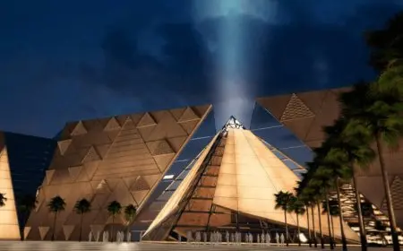 قصص رمسيس الثاني ونفرتاري تلهب خيال العالم من صميم المتحف المصري الكبير