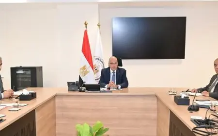 وزير الري يستعرض تقارير حول المشروعات التنموية في سيناء والدلتا الجديدة وسيوة