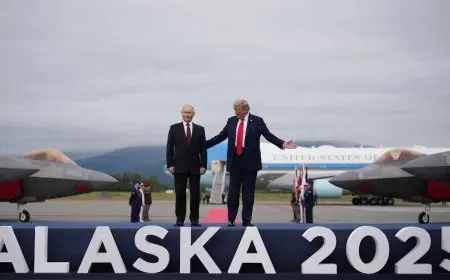 بوتين يرافق ترامب في سيارته الرئاسية نحو قمة ألاسكا