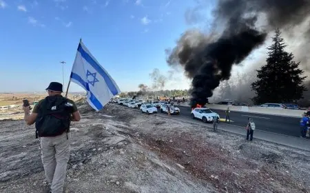مظاهرات في أكثر من 350 موقعاً وإغلاق عشرات الطرق في إسرائيل