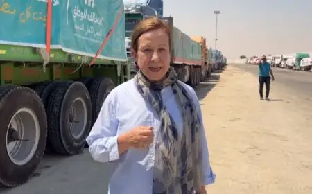 ليز دوسيت تتابع زيارة ميدانية وزير الخارجية ورئيس الوزراء الفلسطيني إلى معبر رفح