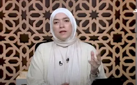 هل يجوز الدعاء لطول العمر لشخص معين؟.. دينا أبو الخير توضح