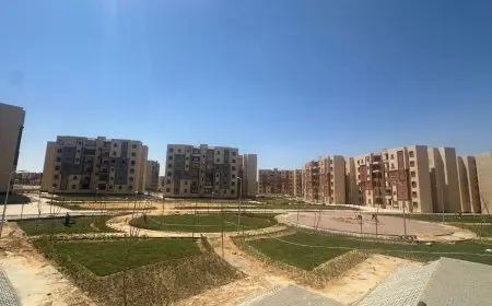 وزير الإسكان يراقب تقدم تنفيذ 105 آلاف وحدة سكنية في مدينة أكتوبر الجديدة
