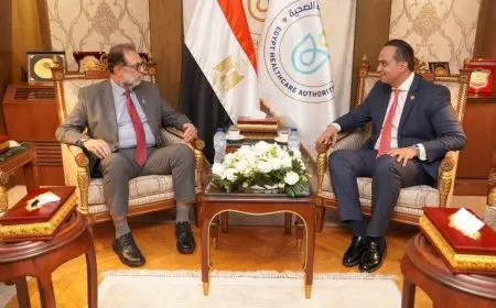 هيئة الرعاية الصحية تناقش مع هيئة سلامة الغذاء توسيع القائمة البيضاء لضمان جودة الأغذية