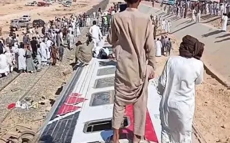 الصحة ترسل 30 سيارة إسعاف وتعلن الطوارئ في مستشفيات مطروح عقب حادث القطار