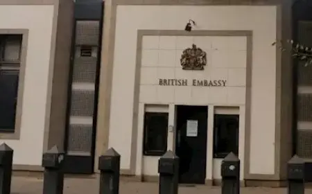 إقفال السفارة البريطانية بالقاهرة بعد إزالة الحواجز الأمنية