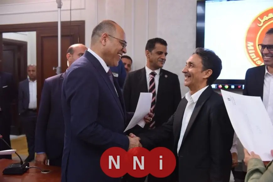 وزارة العمل تسلم الدفعة الأولى من عقود العمل للشباب المصري في البوسنة والهرسك