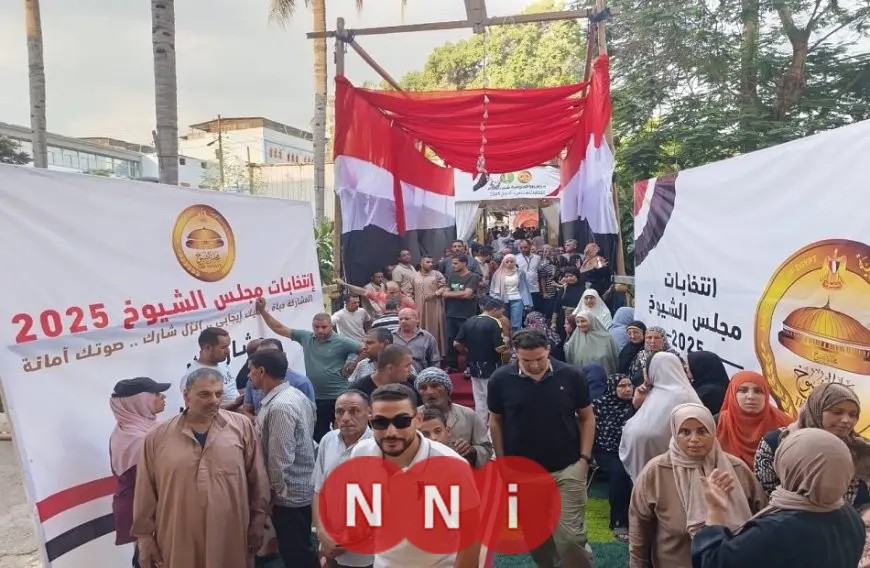 أحمد موسى: تمديد فترة التصويت في 10 لجان بالقاهرة نظراً للإقبال الكثيف