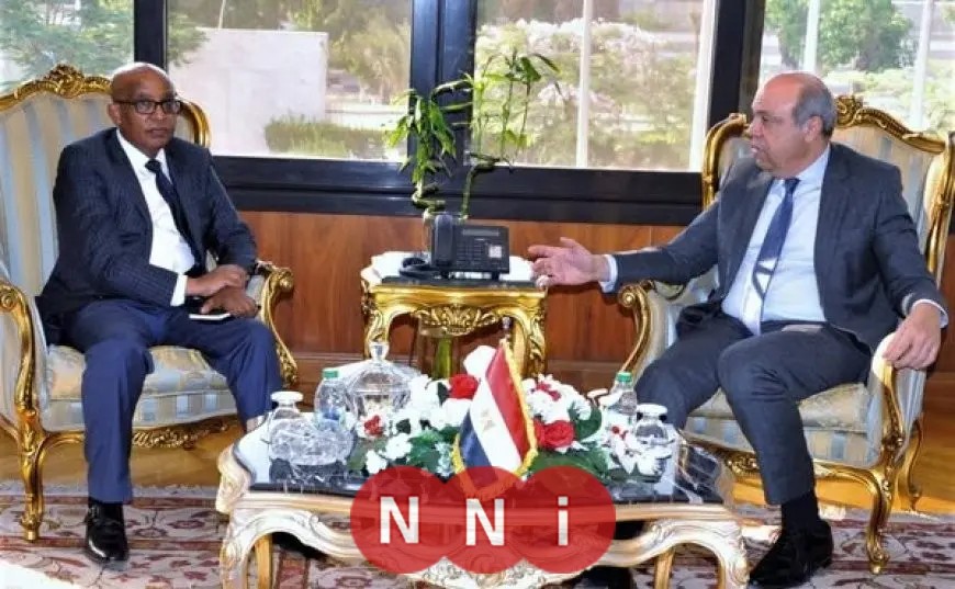 وزير الطيران المدني يناقش مع وفد شركة “بوينج” سبل التعاون في قطاع النقل الجوي