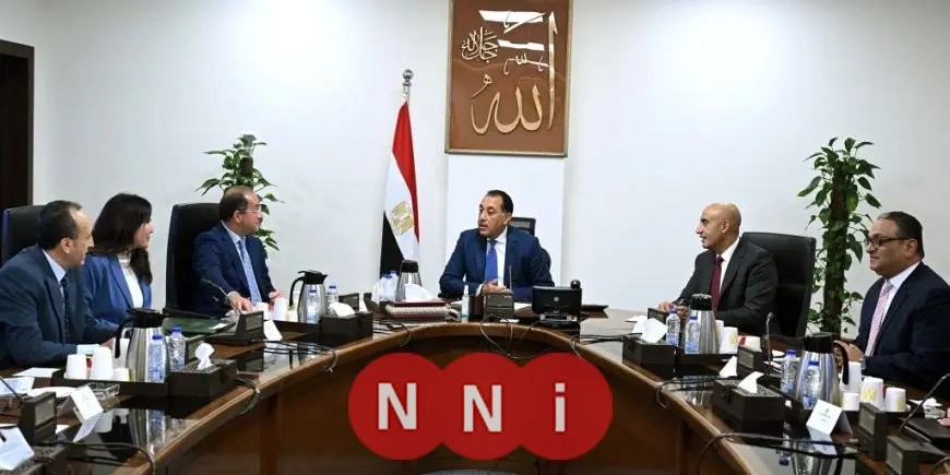 رئيس الوزراء يراقب مجموعة من الملفات المشتركة بين وزارتي المالية والتعليم