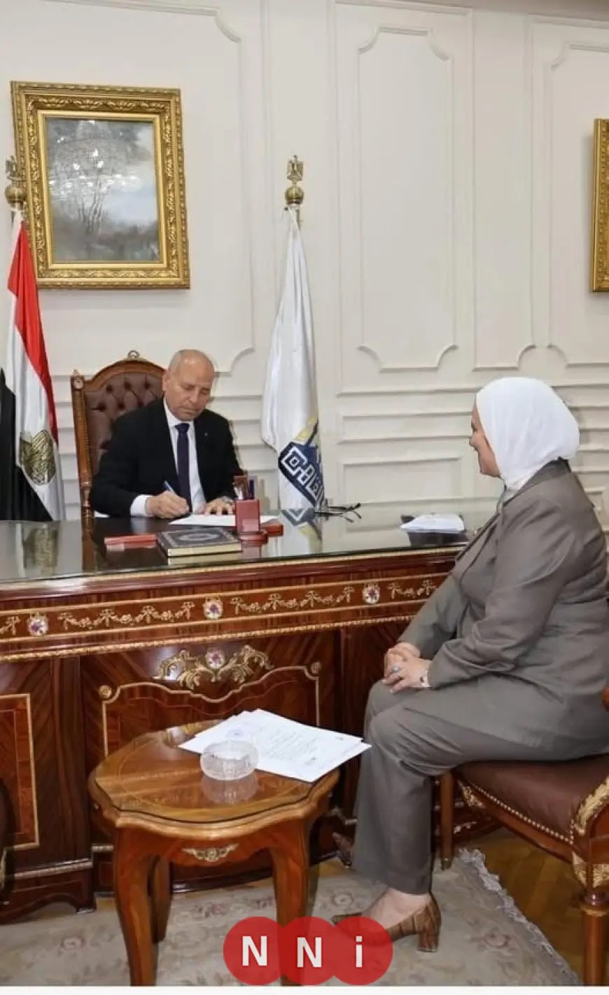 محافظ القاهرة يتDiscuss مع وكيل تعليم العاصمة سبل تحسين الخدمات المقدمة للطلاب