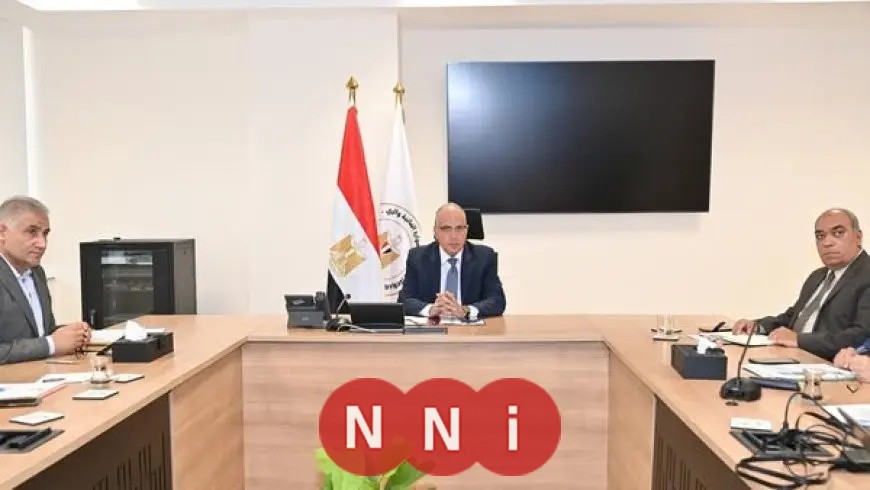 وزير الري يستعرض تقارير حول المشروعات التنموية في سيناء والدلتا الجديدة وسيوة