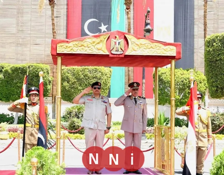 رئيس الأركان يبارك للفريق أول ركن صدام خليفة حفتر بمناسبة تعيينه نائباً للقائد العام للجيش الليبي