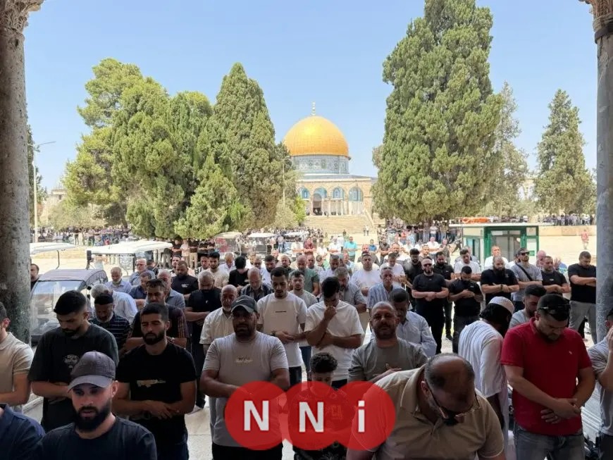 ٤٠ ألف يشاركون في صلاة الجمعة بالمسجد الأقصى