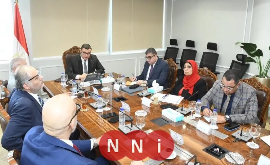وزير الإسكان يراجع أحدث التطورات في نظام الرقم القومي الموحد للعقارات
