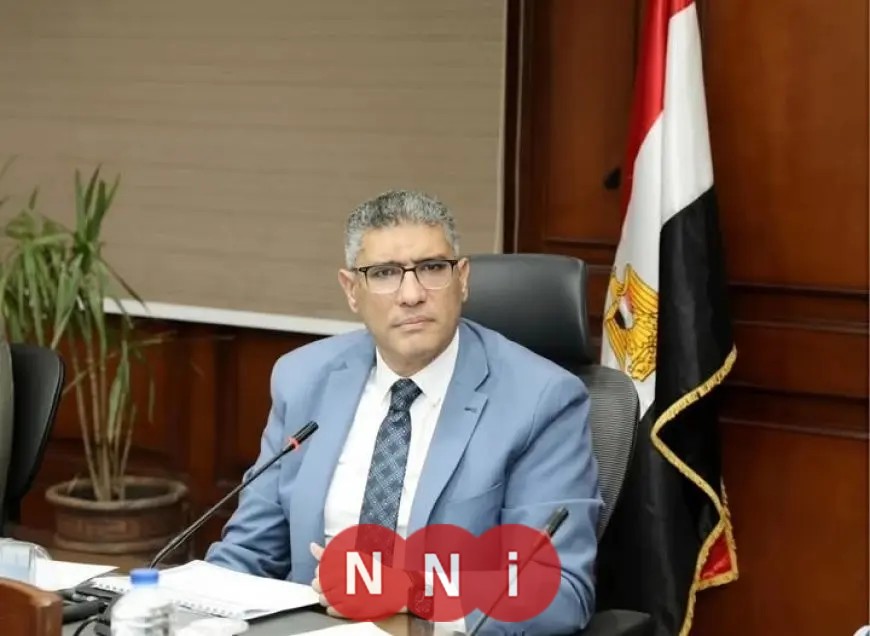 محافظ الجيزة يعاقب مسؤولين بحي الهرم لتقاعسهم في إزالة المخالفات في فيصل