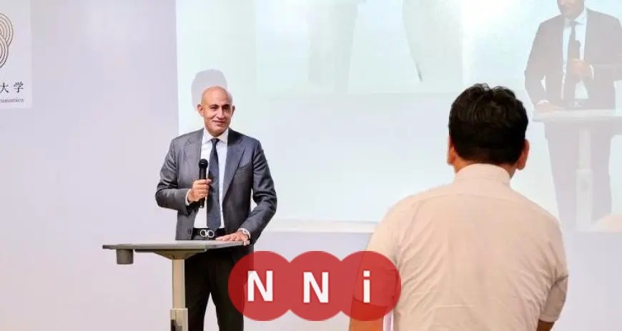 وزير التعليم يُلقي محاضرة في جامعة اليابان للاقتصاد حول آفاق التعليم الرقمي المستقبلية