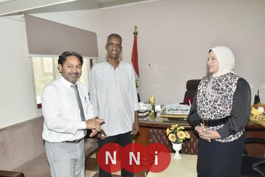 محافظ بني سويف ي awarded 150 ألف جنيه لعامل مزلقان السادات