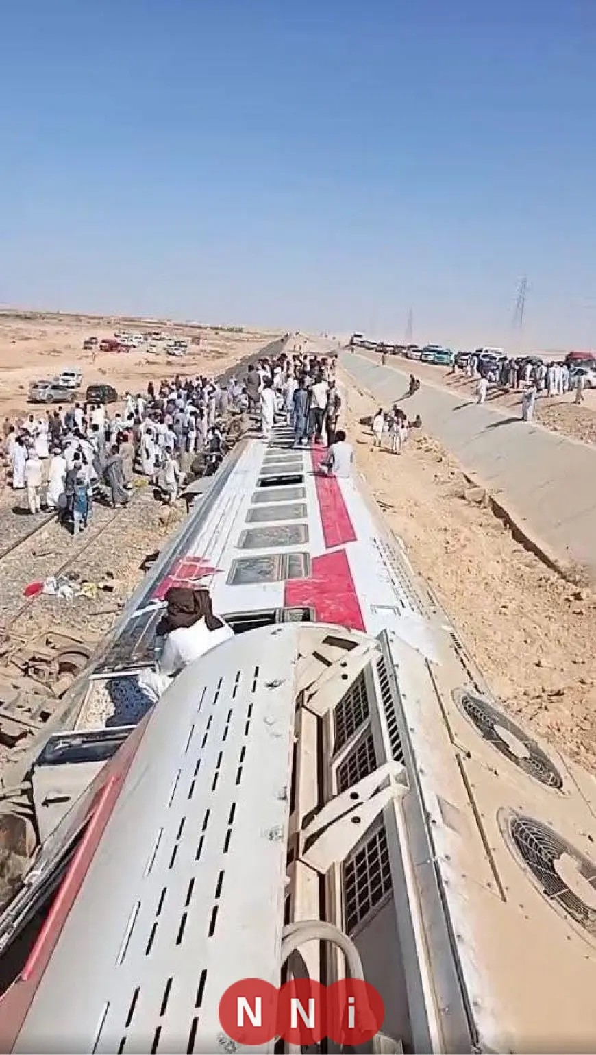 الوزير كامل يتوجه إلى موقع حادث قطار مطروح