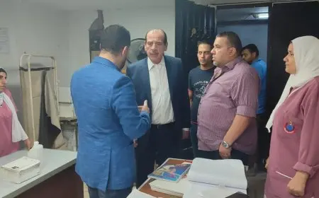 نائب وزير الصحة يطالب بالتحقيق في إدارة مستشفى أم المصريين بعد جولة مفاجئة