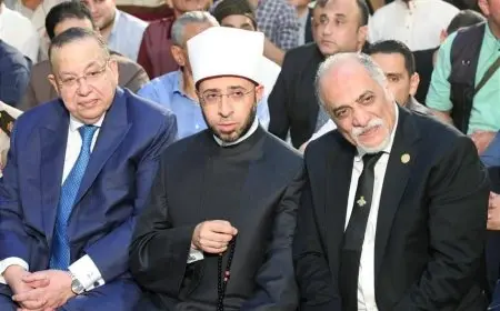 وزير الأوقاف يشارك في احتفالية الطرق الصوفية بمناسبة المولد النبوي الشريف في مسجد الحسين