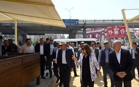 رئيس الوزراء يواصل متابعة مشروع تطوير سوق العتبة في قلب القاهرة