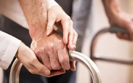 عميد معهد علوم المسنين يوضح تفاصيل تحديث التخصصات في مصر