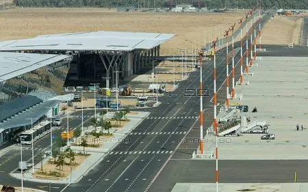 إصابة قاعة المسافرين في مطار “رامون” الإسرائيلي وإغلاق المجال الجوي