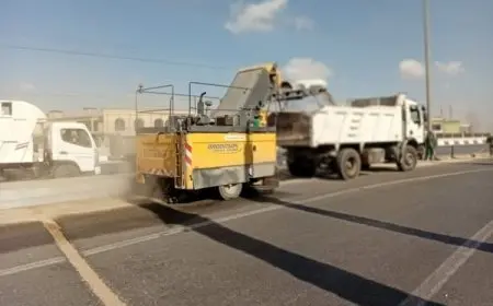 محافظ الجيزة يراقب جهود تنظيف الشوارع وتحسين كفاءتها في بعض المناطق