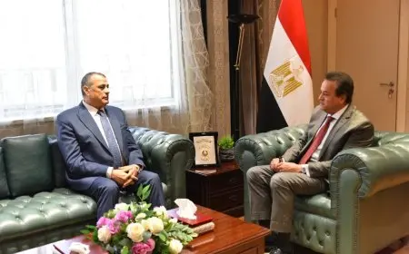 وزير الصحة يستقبل وزير الدولة للإنتاج الحربي لمناقشة المشاريع المشتركة