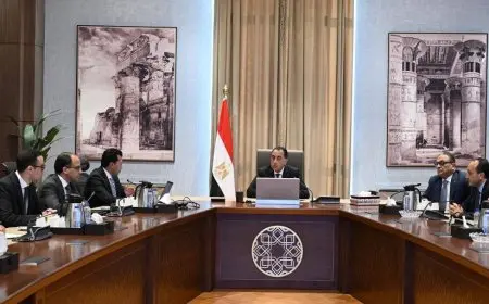 رئيس الوزراء يناقش مع وزير الشباب والرياضة مجموعة من ملفات الوزارة