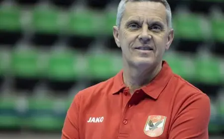 مدرب طائرة الأهلي يفخر بقيادة الفريق وينتظر دعم الجماهير بحماس