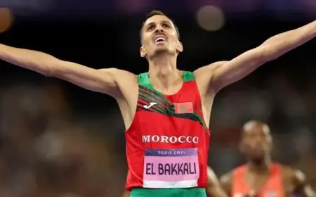 المغربي سفيان البقالي يحقق أول ميدالية عربية في بطولة العالم لألعاب القوى