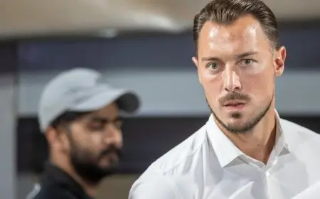 مدرب الأهلي يسعى لتحقيق لقب دوري روشن السعودي في مواجهة حاسمة ضد الهلال