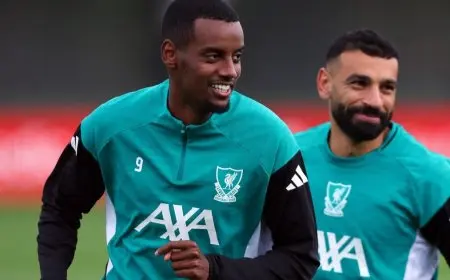 إيزاك يتصدر هجوم ليفربول في مواجهة مثيرة ضد أتلتيكو مدريد