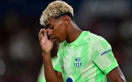 قلق حول يامال فليك يكشف موعد عودته المنتظرة إلى الملاعب