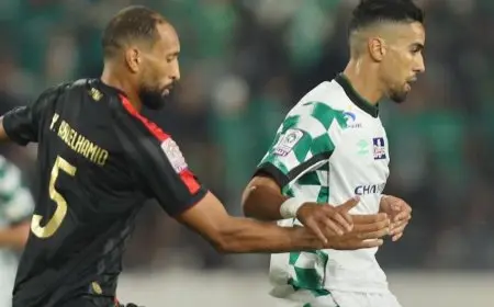 تعادل سلبي مثير بين الرجاء والجيش الملكي وسط جدل حول قرارات التحكيم