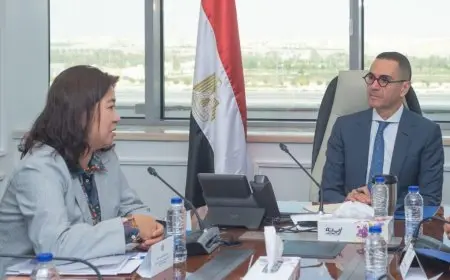 وزير الاستثمار يتعاون مع البنك الأوروبي لإعادة الإعمار لتعزيز التجارة الخارجية