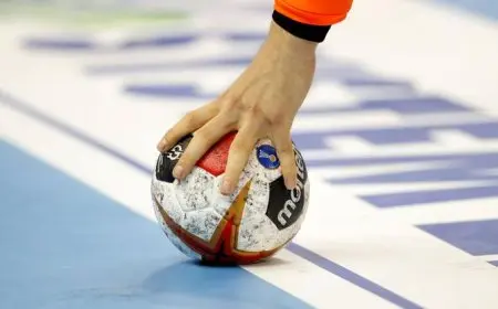 منتخب ناشئات اليد 2008 يواجه بوركينا فاسو في بطولة إفريقيا المثيرة للندية