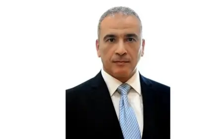 تعيين علاء حسن الشريف أميناً عاماً لمجلس الوزراء برتبة نائب وزير بقرار جمهوري