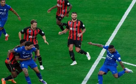 الهلال يكشف عن تشكيلته القوية لمواجهة الدحيل في قمة بطولة آسيا