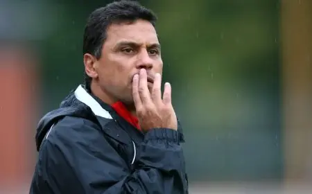 حسام البدري يحث محمود الخطيب على مواصلة قيادة الأهلي كرئيس للنادي