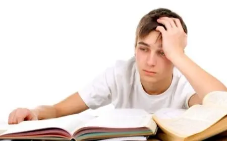 أفضل 4 نصائح لتحسين تركيز الأطفال الصغار أثناء المذاكرة