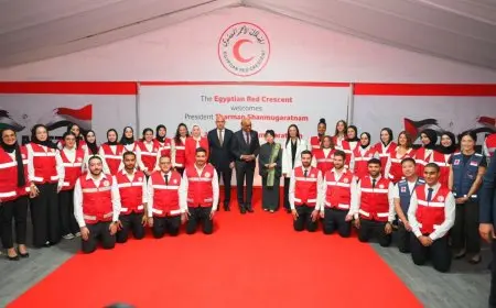 الرئيس السنغافوري يثمن جهود مصر والهلال الأحمر في دعم غزة