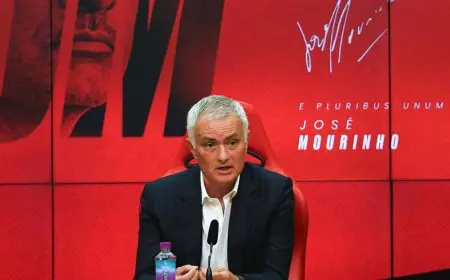 مورينيو يفتح الباب لعودة محتملة إلى بنفيكا ويكشف: الأرباح أعلى من المنزل