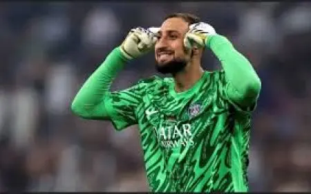 دوناروما يتألق في حفل الكرة الذهبية بفوزه بجائزة ليف ياشين كأفضل حارس مرمى عالمي