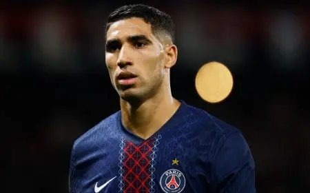 ردة فعل حكيمي بعد حصوله على المركز السادس في جائزة الكرة الذهبية